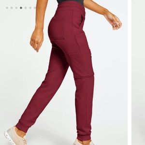 JAANUU Women’s 10 Pocket Jogger Wine S